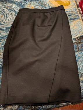 MaxMara Wool Black Pencil Skirt — Sleek Tailored Silhouette